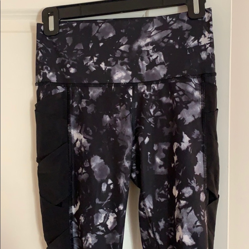 Wunder Under Mesh Side Legging